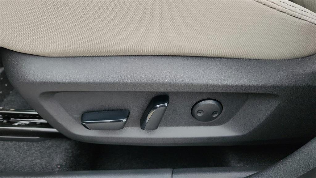 new 2025 Nissan Rogue car, priced at $29,451