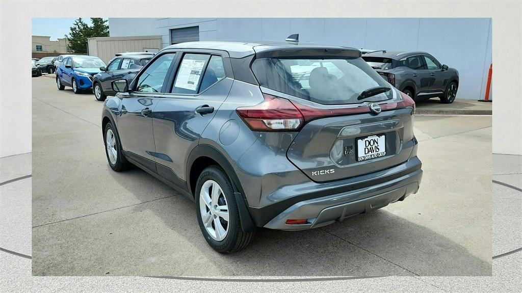 new 2025 Nissan Kicks Play car, priced at $19,857