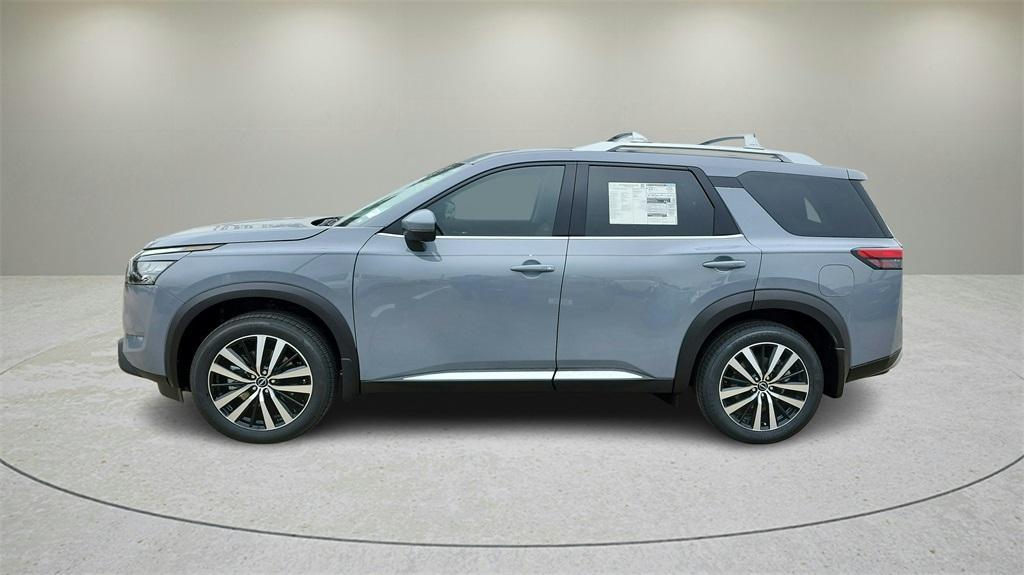 new 2025 Nissan Pathfinder car, priced at $48,669