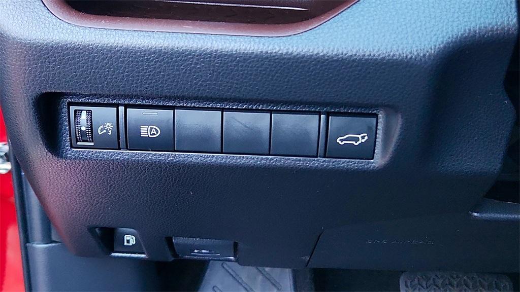 used 2022 Toyota RAV4 Hybrid car, priced at $29,957