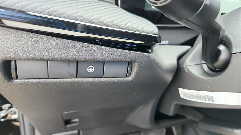 new 2025 Nissan Kicks car, priced at $27,243