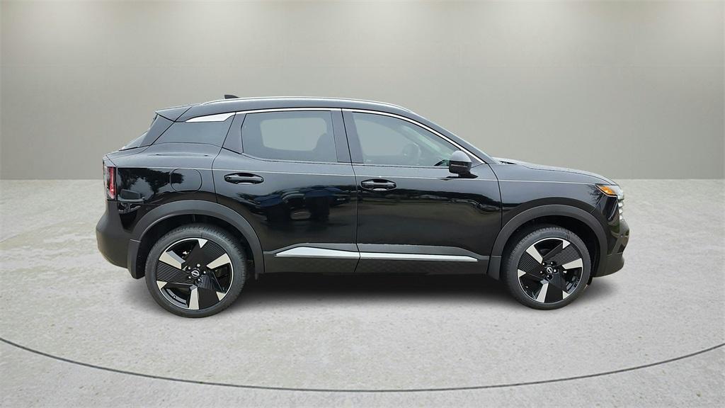 new 2025 Nissan Kicks car, priced at $28,984