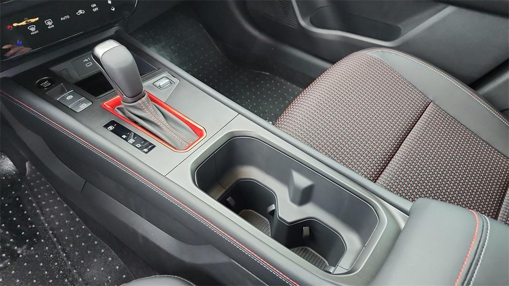 new 2025 Nissan Kicks car, priced at $28,984