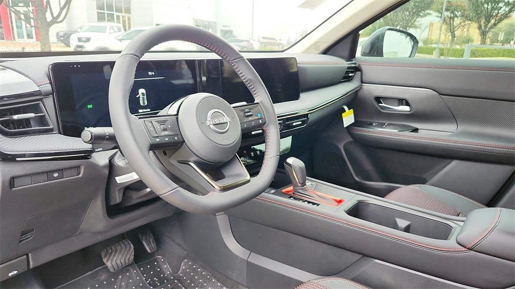 new 2025 Nissan Kicks car, priced at $28,984