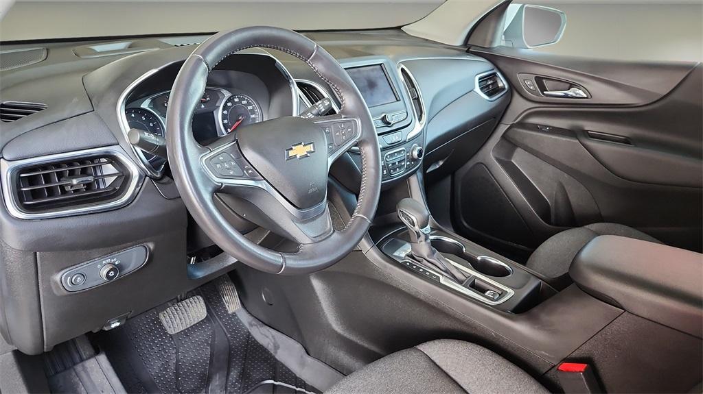 used 2022 Chevrolet Equinox car, priced at $21,218