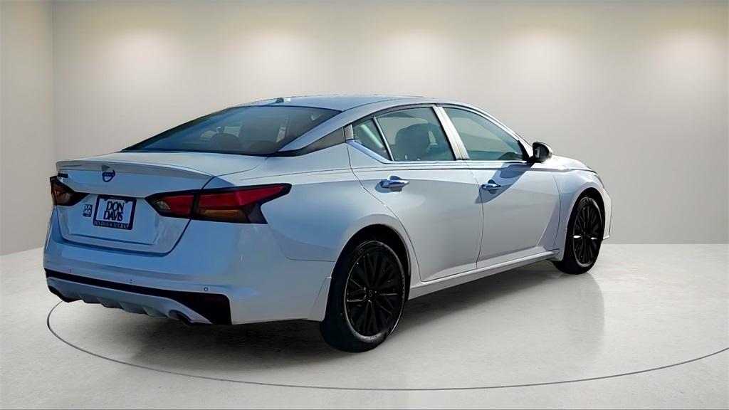new 2025 Nissan Altima car, priced at $26,483