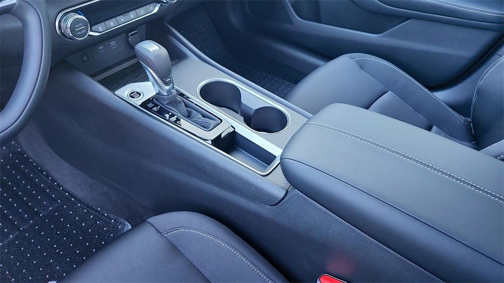 new 2025 Nissan Altima car, priced at $26,483