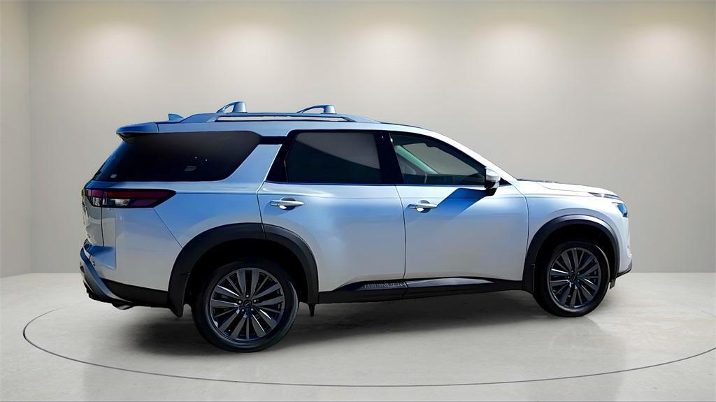 new 2025 Nissan Pathfinder car, priced at $43,836