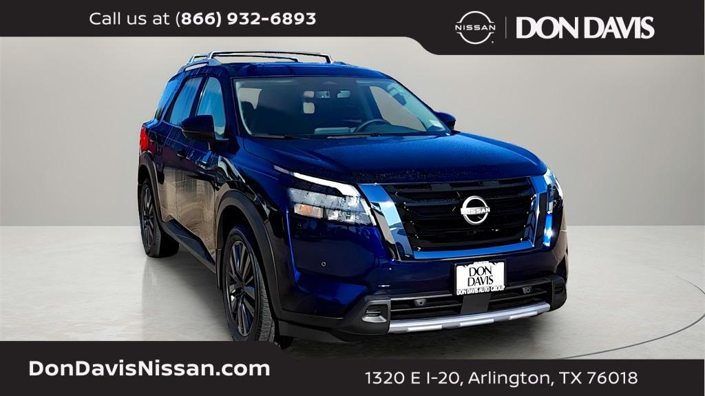 new 2025 Nissan Pathfinder car, priced at $45,364