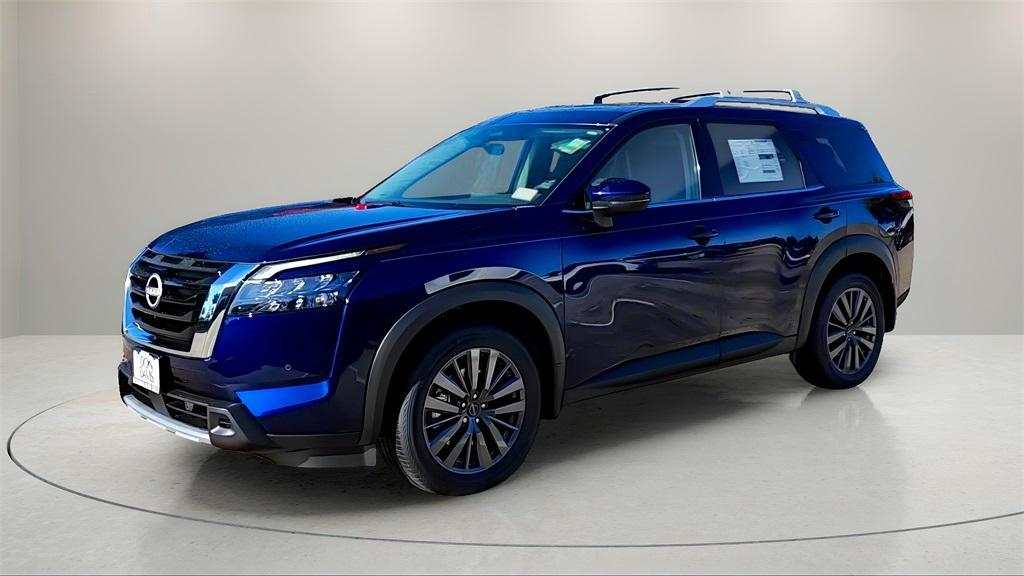 new 2025 Nissan Pathfinder car, priced at $45,364