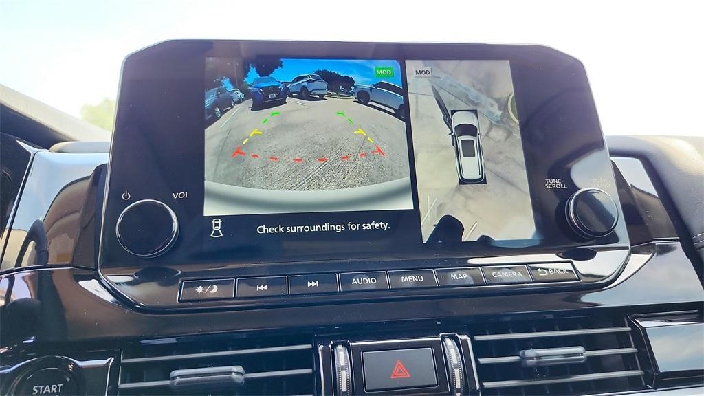 new 2025 Nissan Pathfinder car, priced at $45,752