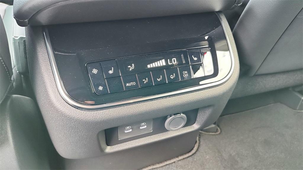 new 2025 Nissan Armada car, priced at $77,011