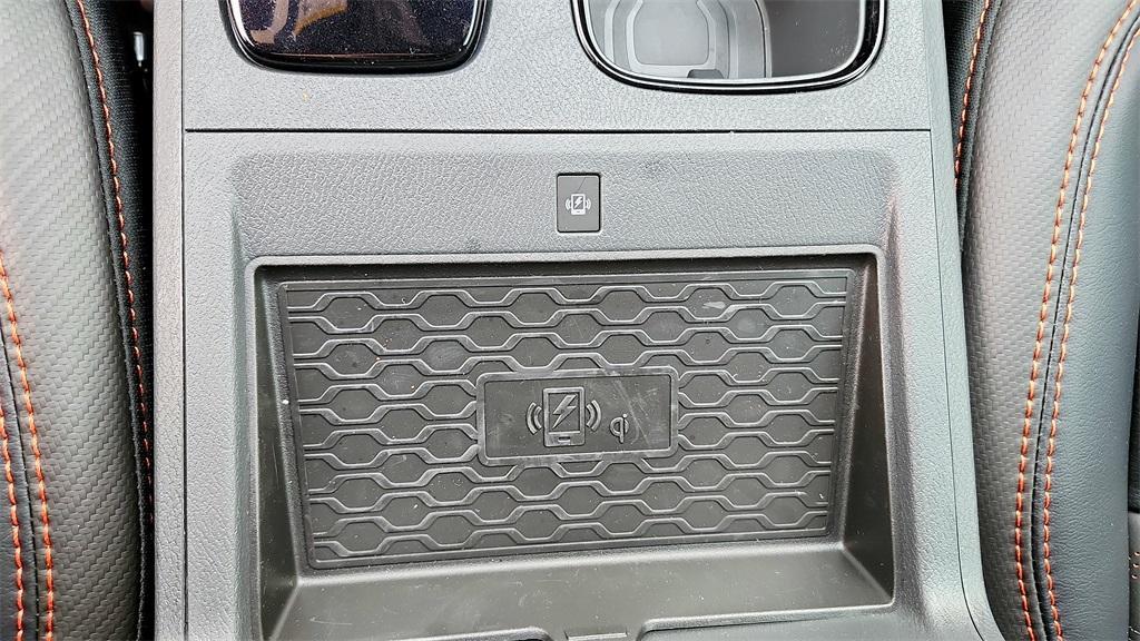 new 2025 Nissan Frontier car, priced at $42,277