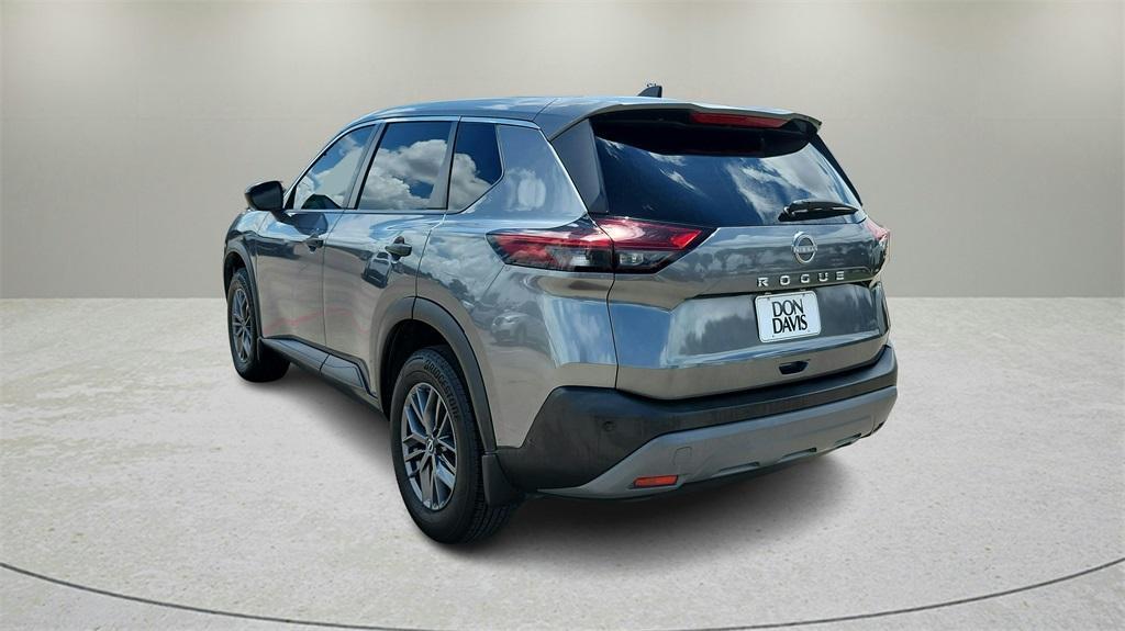 used 2022 Nissan Rogue car, priced at $21,155
