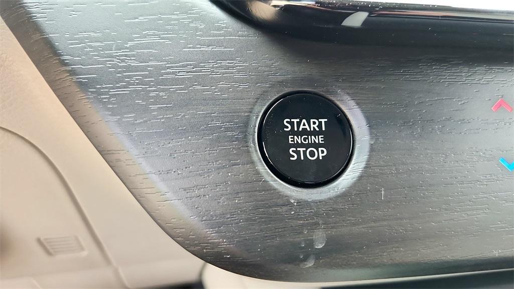 new 2025 Nissan Murano car, priced at $43,818