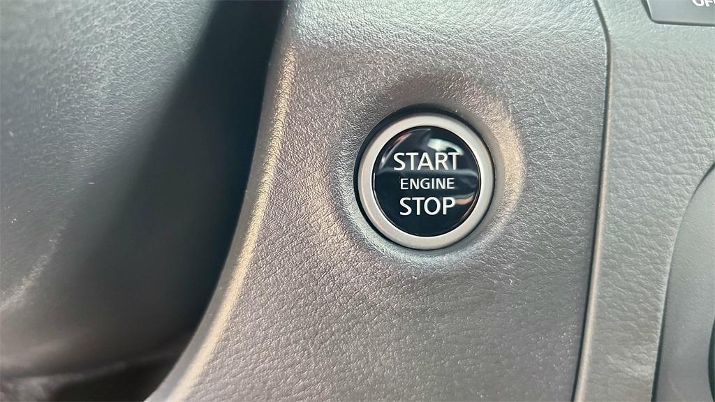 new 2025 Nissan Frontier car, priced at $43,194