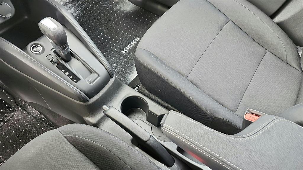 new 2025 Nissan Kicks Play car, priced at $20,347
