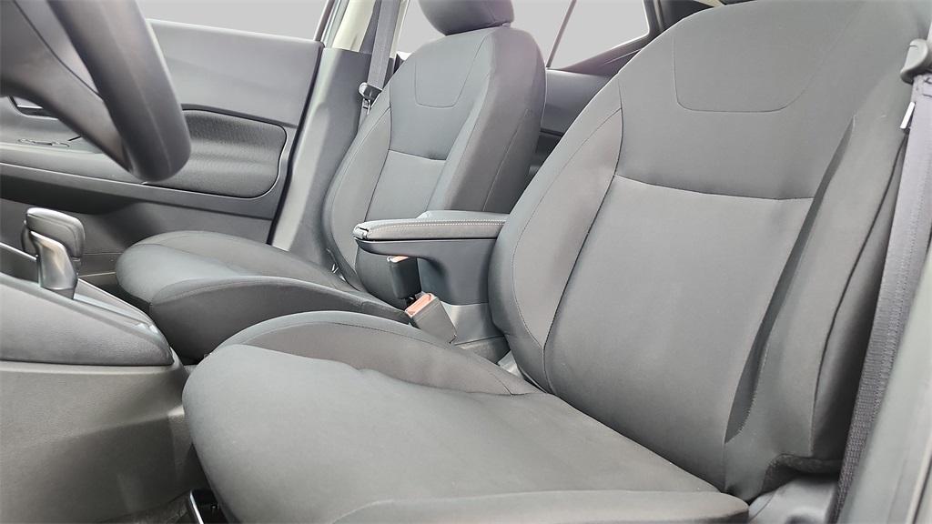 new 2025 Nissan Kicks Play car, priced at $20,347