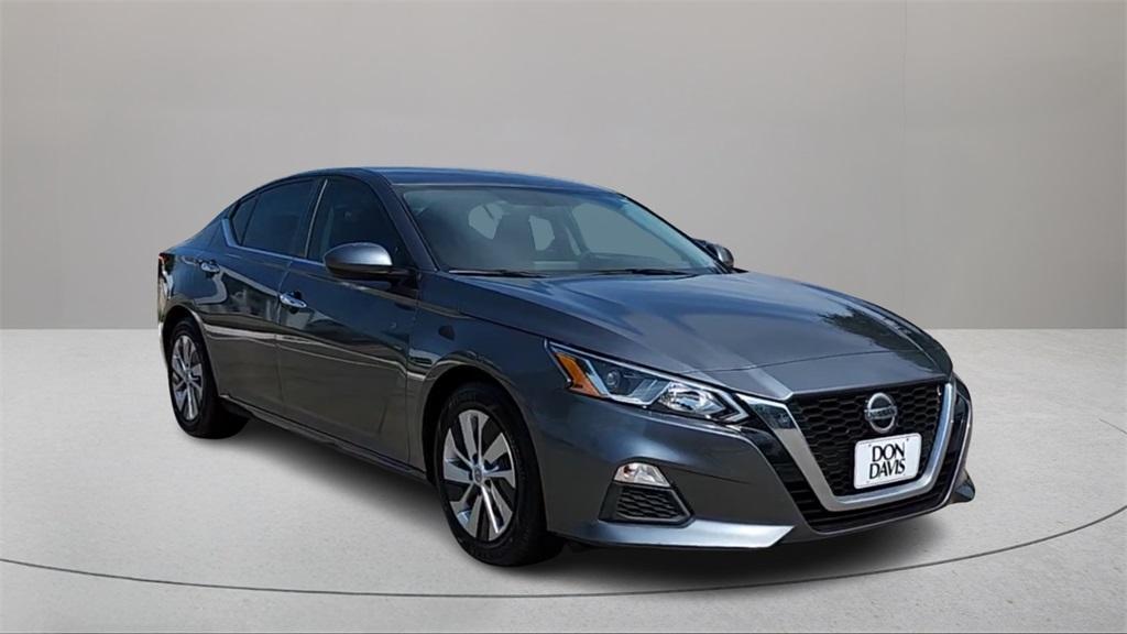 used 2020 Nissan Altima car