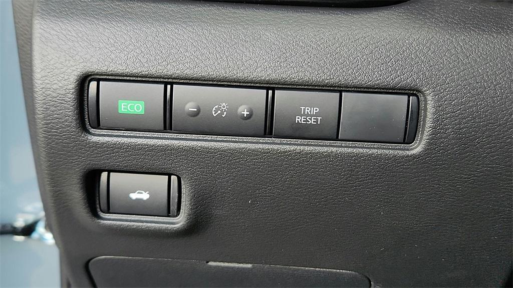 new 2025 Nissan Sentra car, priced at $24,968