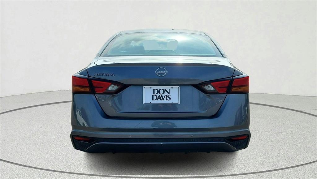 used 2024 Nissan Altima car, priced at $15,686