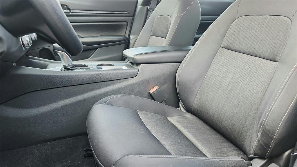 used 2024 Nissan Altima car, priced at $15,686
