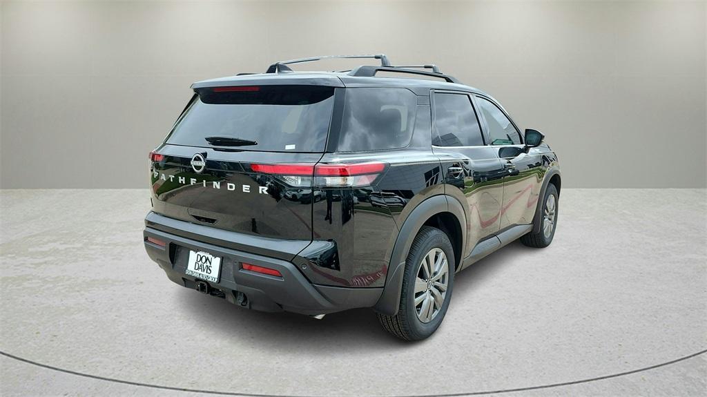 new 2025 Nissan Pathfinder car, priced at $40,198