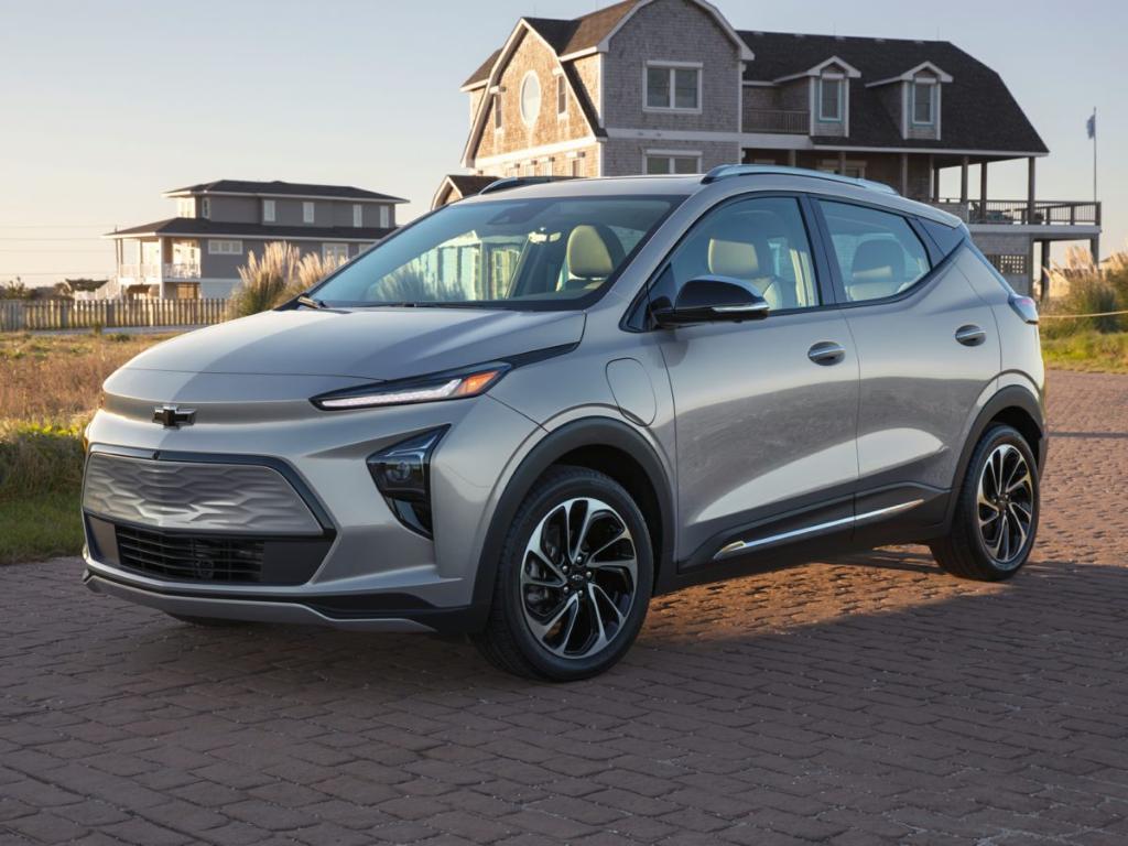 used 2022 Chevrolet Bolt EUV car, priced at $21,602