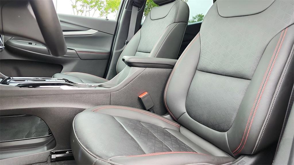 used 2023 Chevrolet Bolt EUV car, priced at $23,982