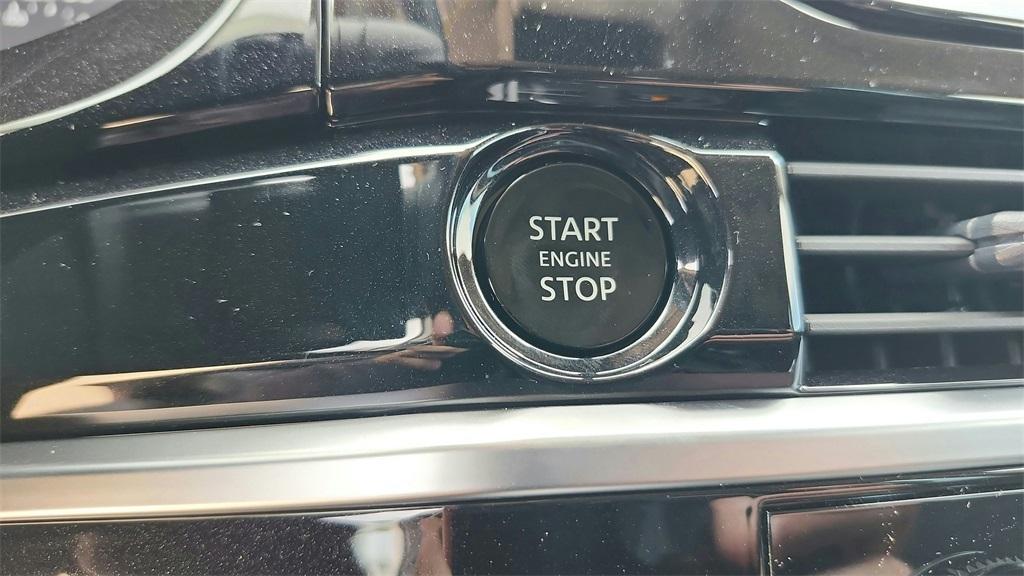 new 2025 Nissan Pathfinder car, priced at $35,866