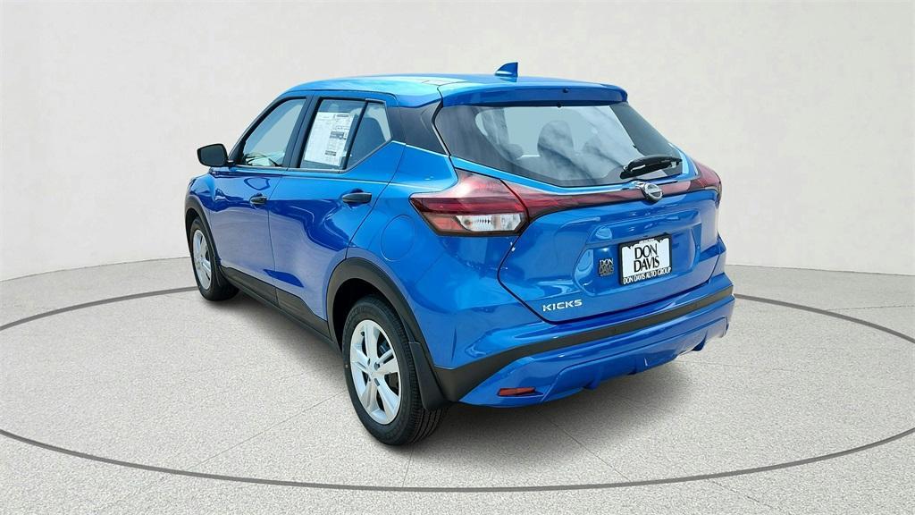 new 2025 Nissan Kicks Play car, priced at $21,657