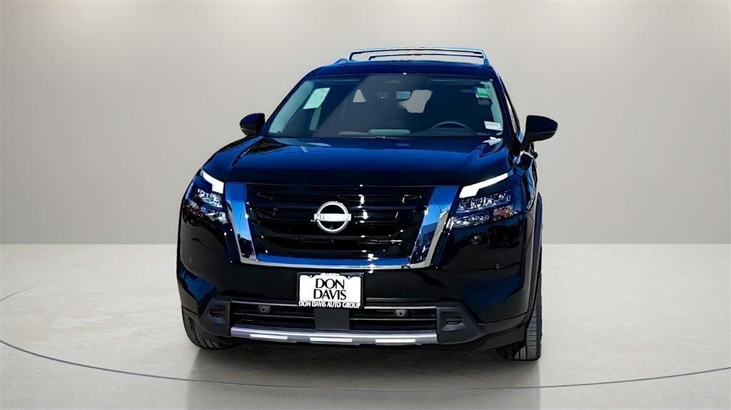 new 2025 Nissan Pathfinder car, priced at $42,967