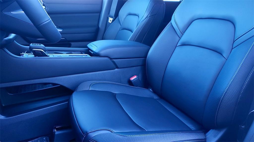 new 2025 Nissan Pathfinder car, priced at $42,967
