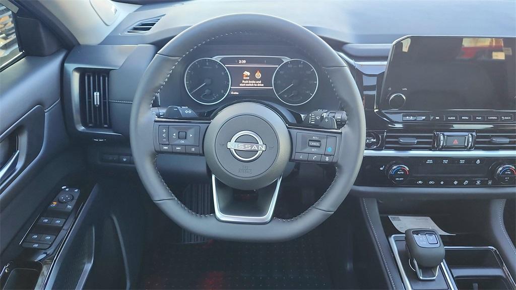 new 2025 Nissan Pathfinder car, priced at $42,967
