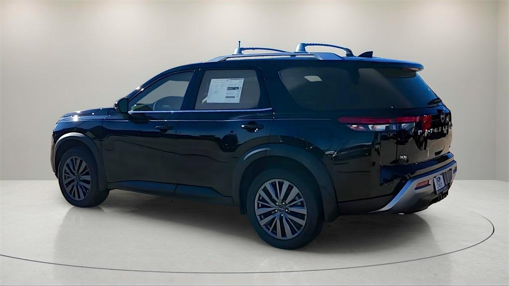 new 2025 Nissan Pathfinder car, priced at $42,967