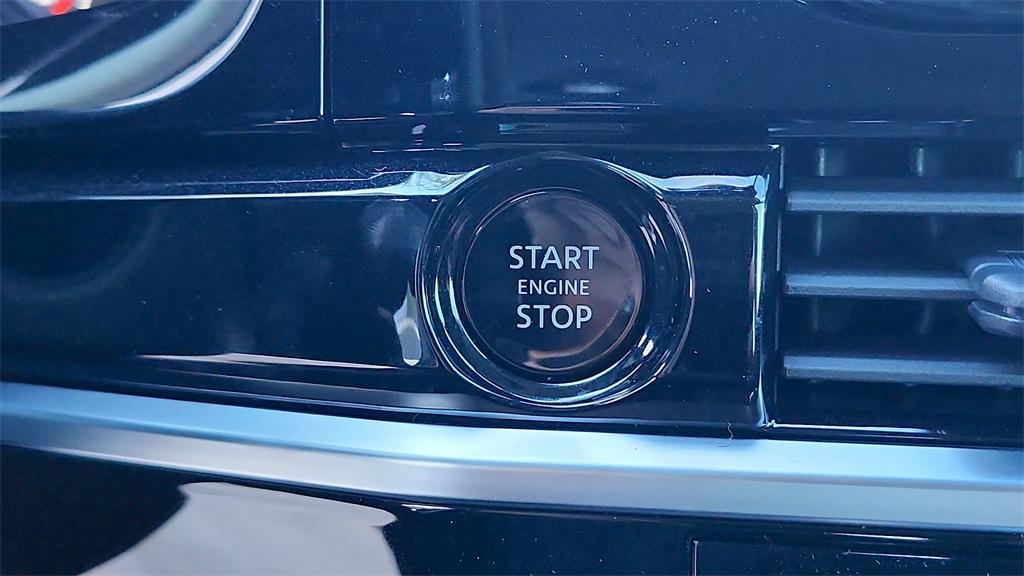 new 2025 Nissan Pathfinder car, priced at $42,967