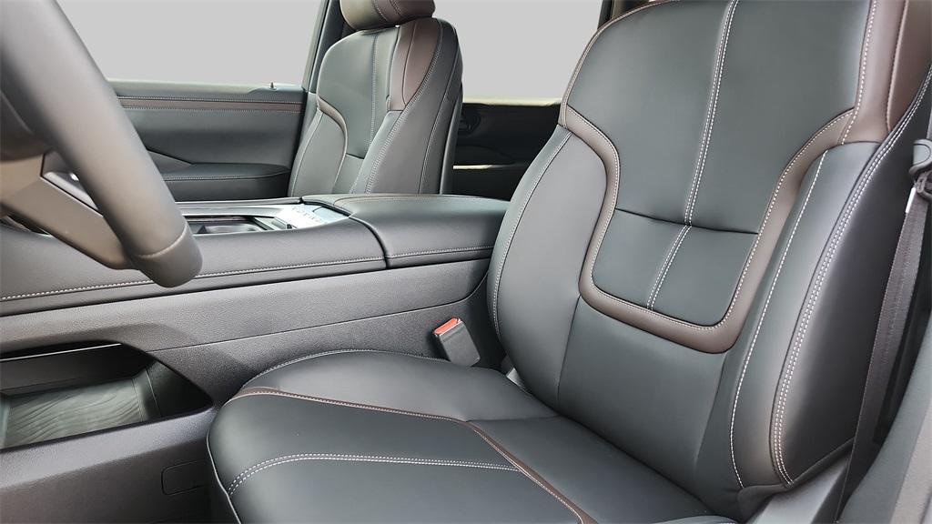 new 2025 Nissan Armada car, priced at $58,201
