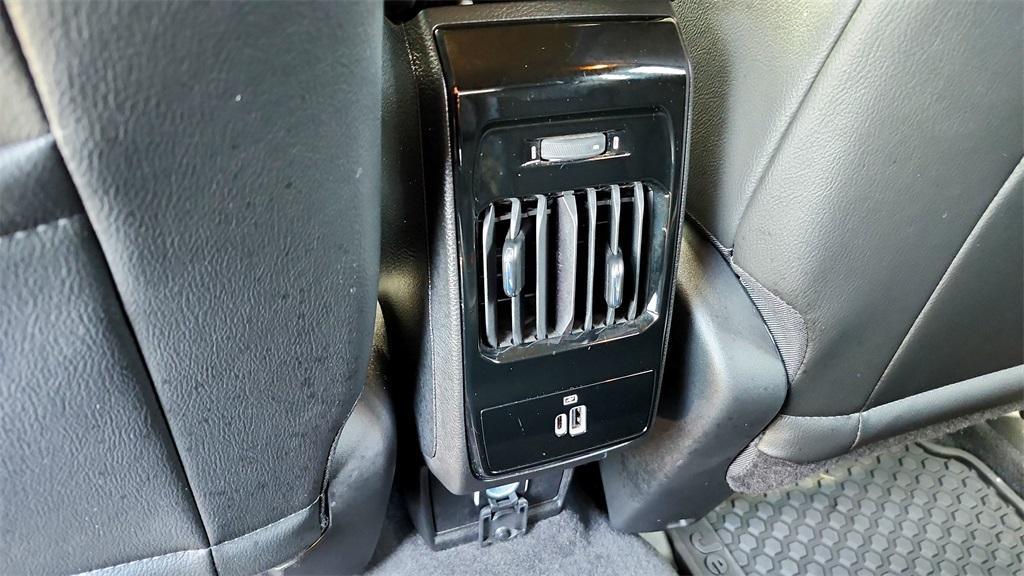 used 2023 Jeep Compass car, priced at $25,900