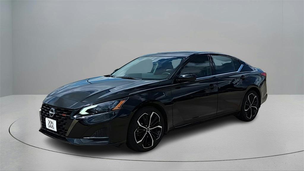 used 2023 Nissan Altima car, priced at $20,290