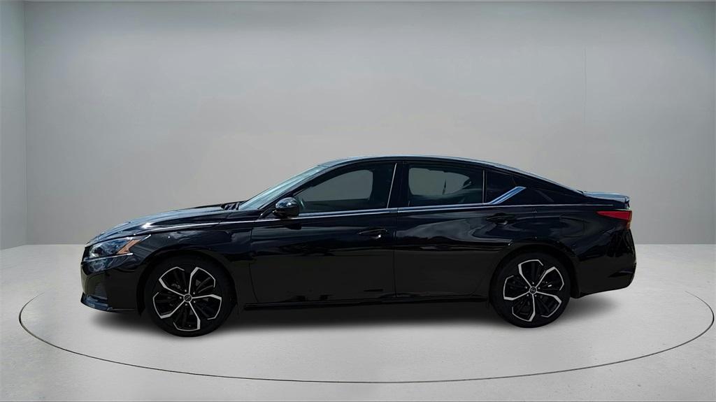used 2023 Nissan Altima car, priced at $20,290