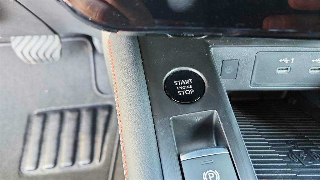 new 2025 Nissan Kicks car, priced at $26,235