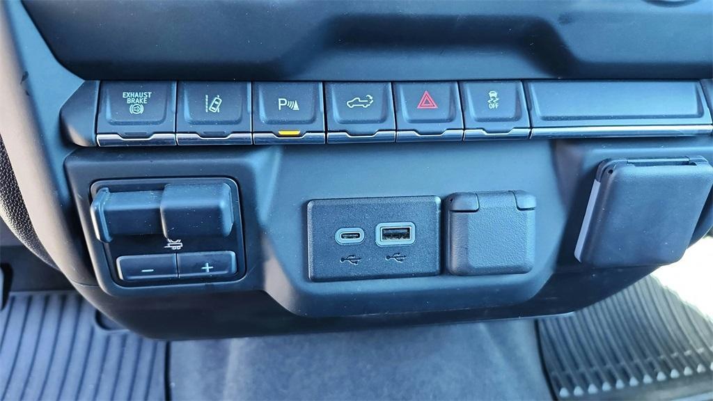 used 2024 Chevrolet Silverado 2500 car, priced at $54,929