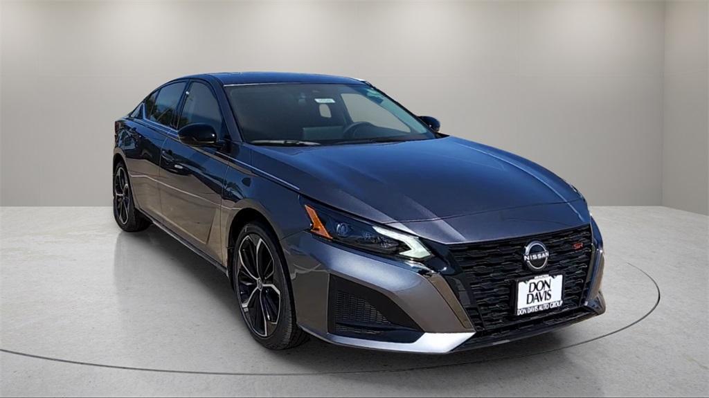 new 2025 Nissan Altima car, priced at $29,574