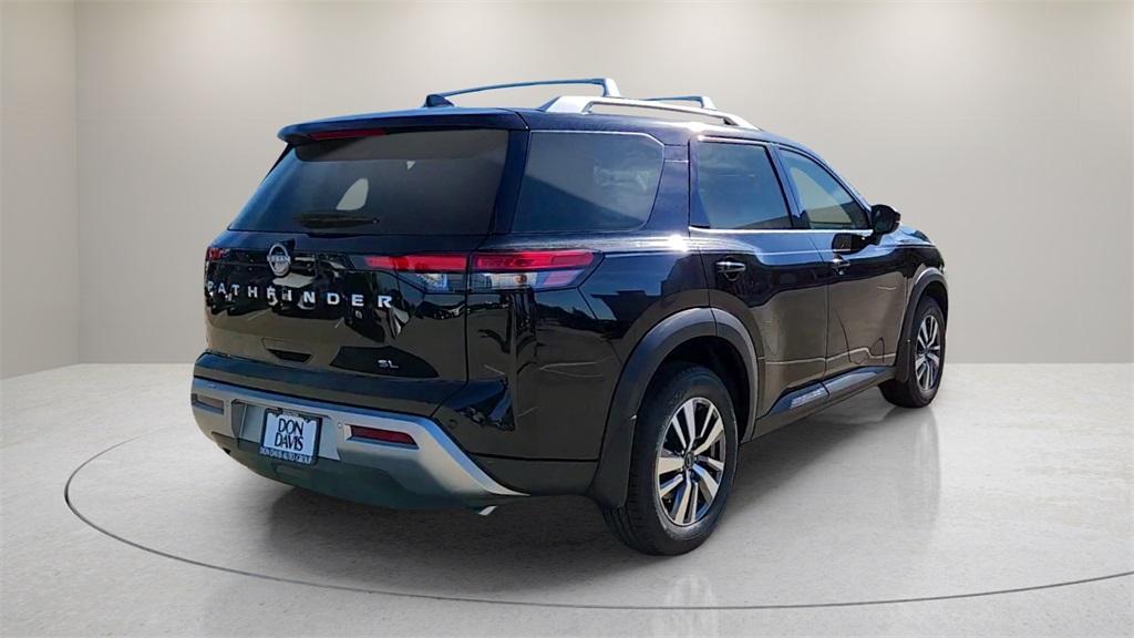 new 2025 Nissan Pathfinder car, priced at $40,861