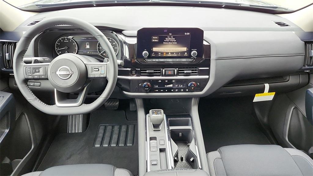 used 2025 Nissan Pathfinder car, priced at $37,901