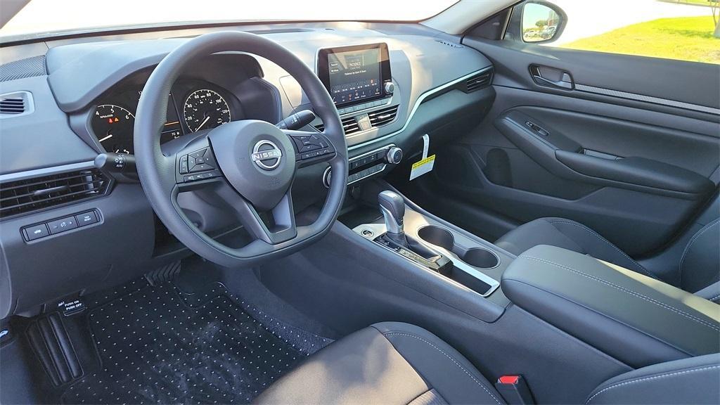 new 2025 Nissan Altima car, priced at $25,426