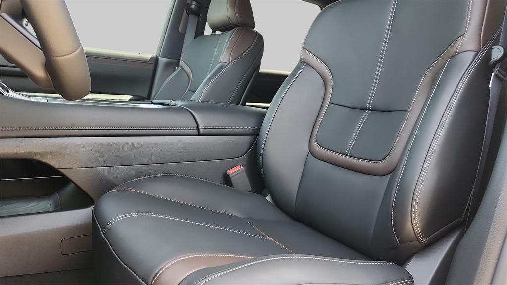 new 2025 Nissan Armada car, priced at $65,530