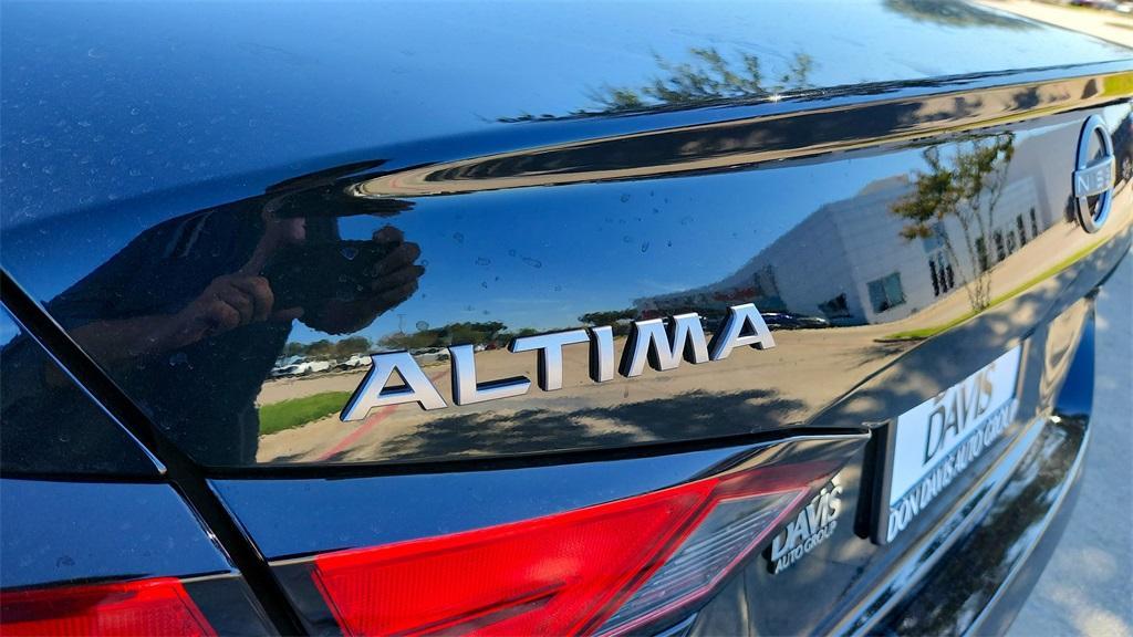 new 2025 Nissan Altima car, priced at $27,746