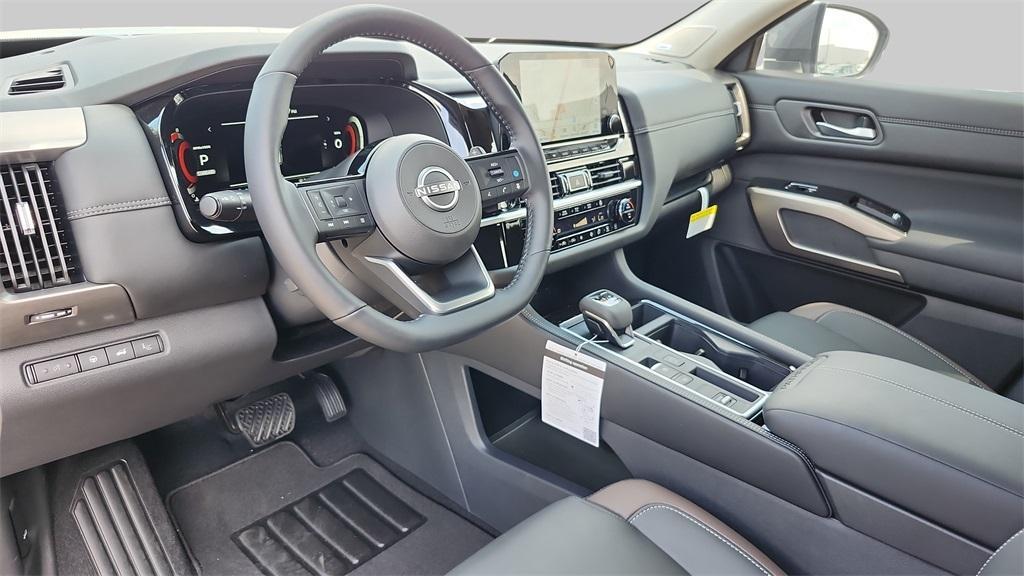new 2025 Nissan Pathfinder car, priced at $44,882