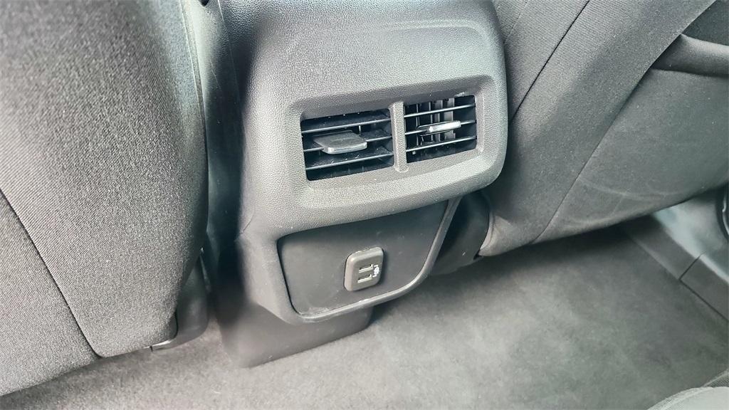 used 2023 Chevrolet Equinox car, priced at $21,699